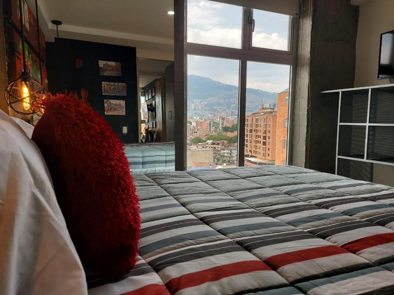 All Inclusive Suites Меделин Екстериор снимка